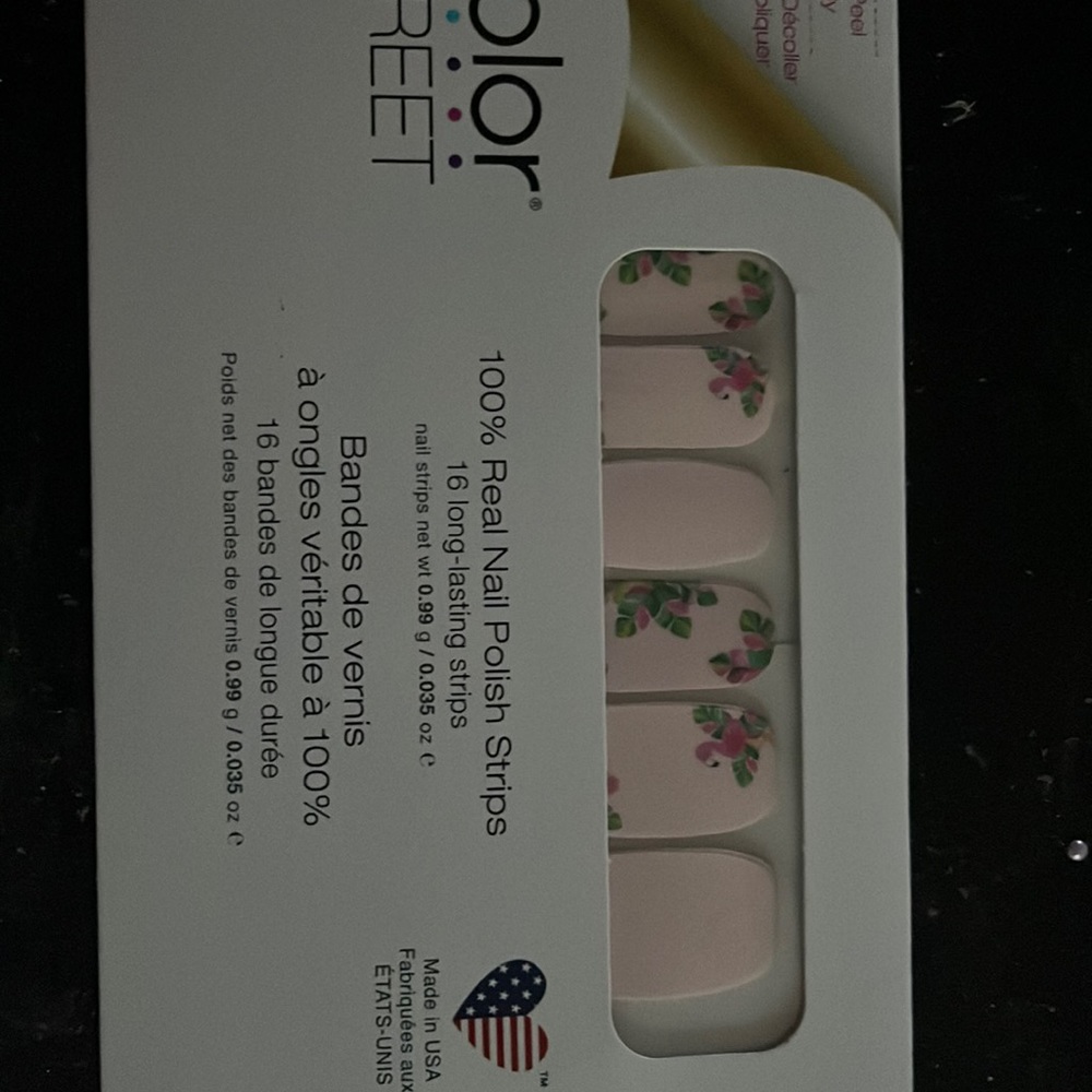 Color Street nail polish strips
